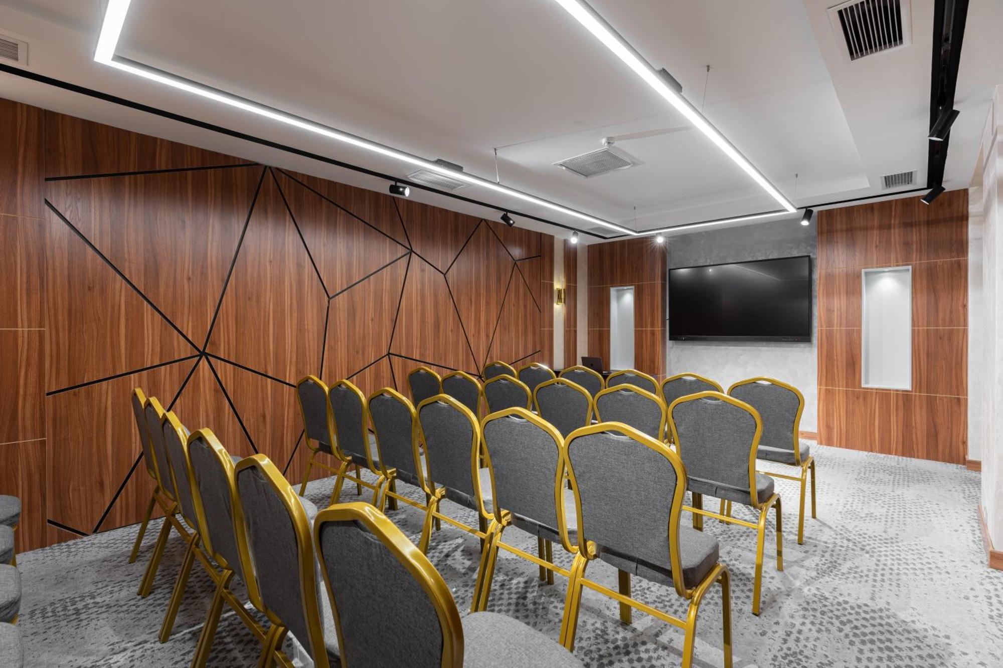 Europe Hotel طشقند المظهر الخارجي الصورة